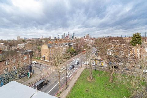 2 bedroom flat for sale, Brixton Road, Oval, London, SW9