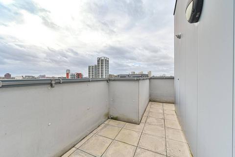 2 bedroom flat for sale, Brixton Road, Oval, London, SW9