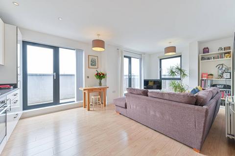 2 bedroom flat for sale, Brixton Road, Oval, London, SW9