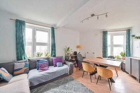 Goldsborough House, Clapham, London, SW8