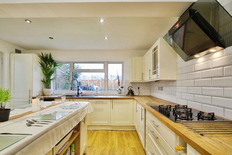 3 bedroom end of terrace house for sale, Woodgrange Avenue, Enfield, EN1