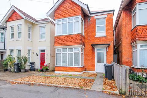 2 bedroom flat to rent, Paisley Road , Southbourne , Bournemouth