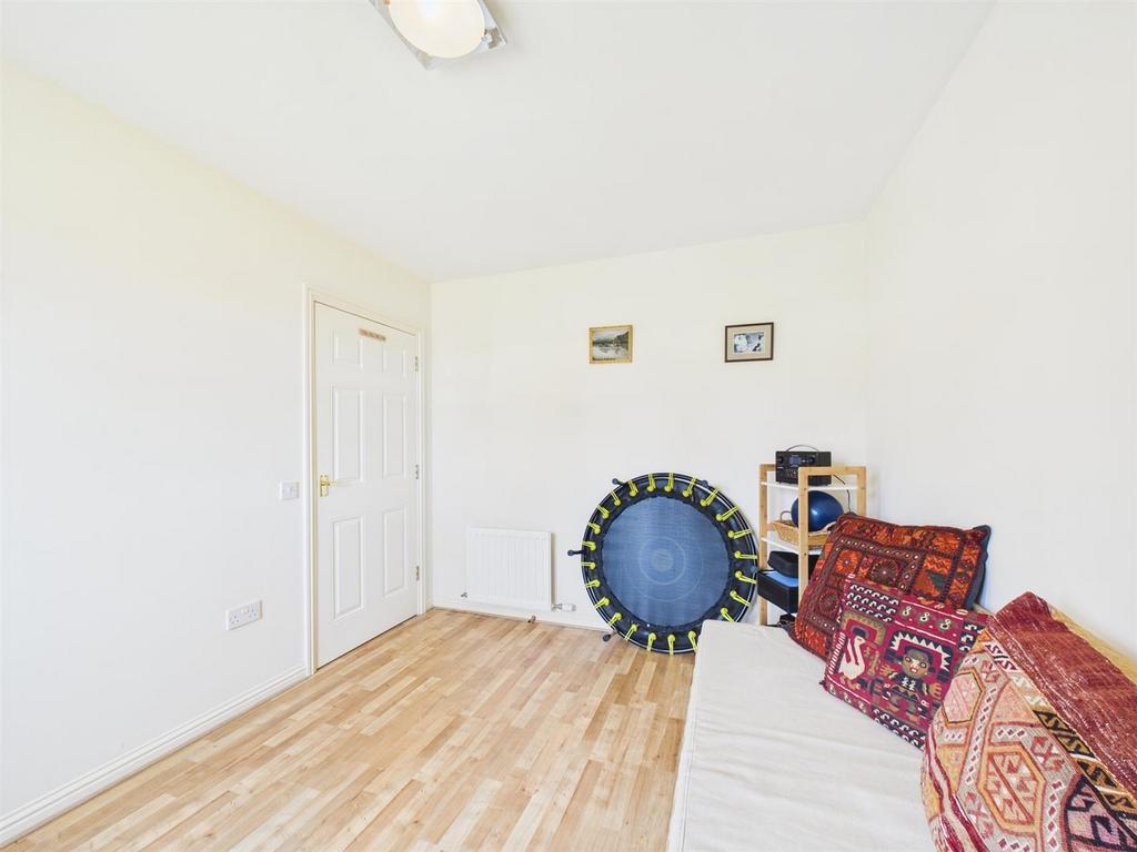 CAM01486 G0-PR0976-STILL022.jpg
