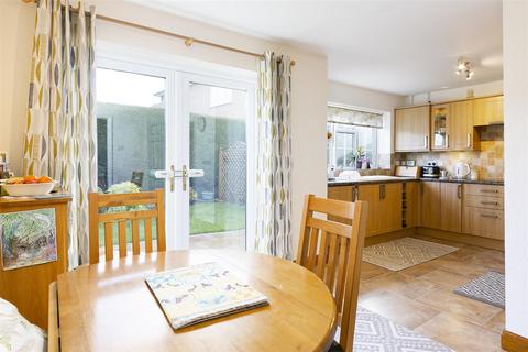 4 bedroom detached house for sale, Sherbuttgate Road South, Pocklington, York