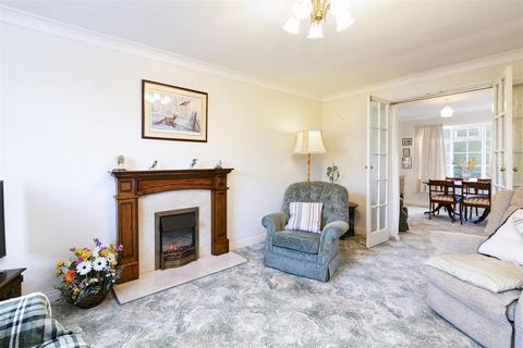 4 bedroom detached house for sale, Sherbuttgate Road South, Pocklington, York
