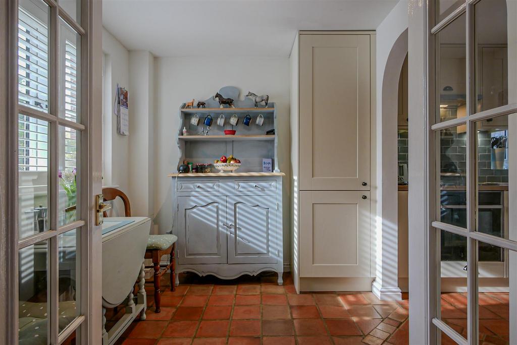 Kitchen/Breakfast Room