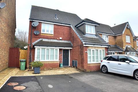 4 bedroom detached house for sale, Clos Coed Bach, Blackwood, NP12