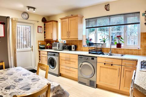 4 bedroom detached house for sale, Clos Coed Bach, Blackwood, NP12