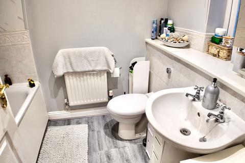 4 bedroom detached house for sale, Clos Coed Bach, Blackwood, NP12