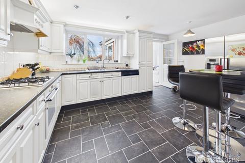 4 bedroom detached house for sale, Allerston Way, North Yorkshire TS14