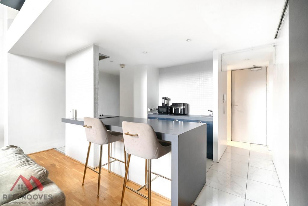 Lounge/Kitchen