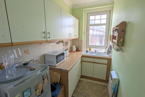 1 bedroom apartment for sale, De la Warr Parade, Bexhill on Sea TN40