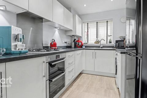 4 bedroom semi-detached house for sale, Stowmarket IP14