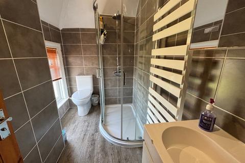 2 bedroom flat for sale, St Davids Avenue, Bexhill on Sea TN40