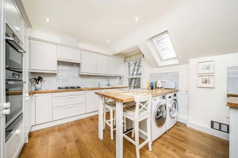 2 bedroom flat for sale, Leopold Road, London W5