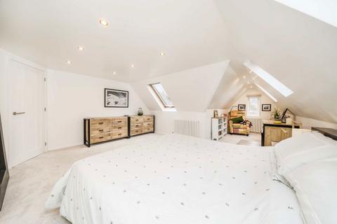 undefined, Leopold Road, London W5