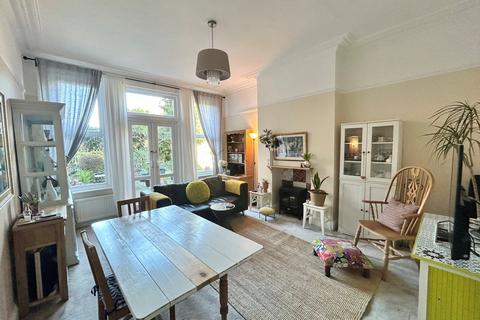 2 bedroom ground floor flat for sale, Dorset Road, Bexhill on Sea TN40