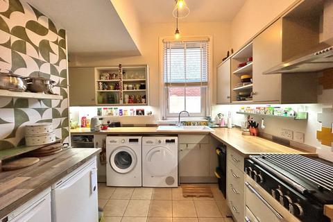 2 bedroom ground floor flat for sale, Dorset Road, Bexhill on Sea TN40