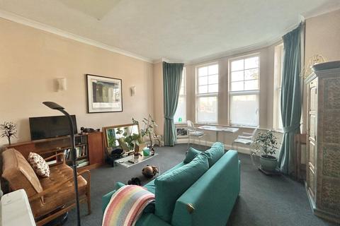 2 bedroom ground floor flat for sale, Middlesex Road, Bexhill on Sea TN40