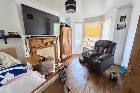 3 bedroom semi-detached house for sale, Wrestwood Road, Bexhill on Sea TN40