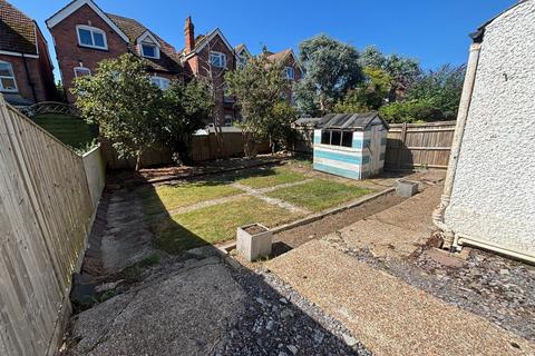 1 bedroom flat for sale, Jameson Road, Bexhill on Sea TN40