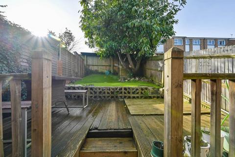 3 bedroom terraced house for sale, Rye Close, Guildford, GU2