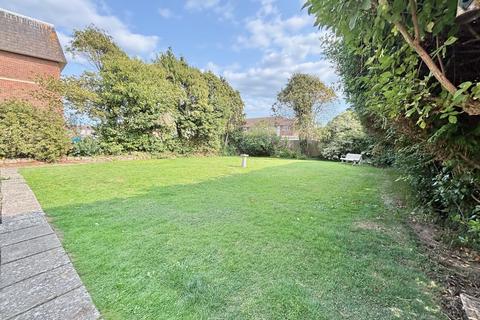 2 bedroom flat for sale, 53 Collington Avenue, Bexhill on Sea TN39