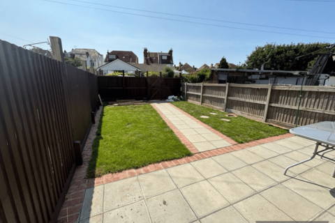 2 bedroom end of terrace house for sale, Crowmere Terrace, Bexhill on Sea TN40
