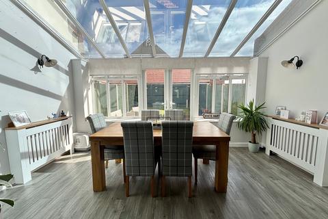 4 bedroom townhouse for sale, Northcliffe, Bexhill on Sea TN40