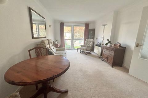 1 bedroom flat for sale, Brookfield Road, Bexhill on Sea TN40