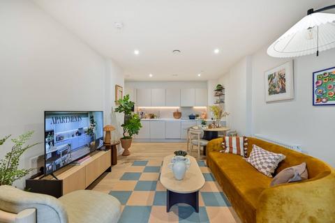 2 bedroom flat to rent, Marble House, Hayes and Harlington, Hayes, UB3