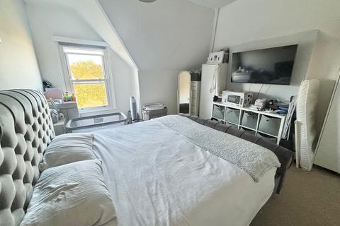 2 bedroom flat for sale, Albany Road, Bexhill on Sea TN40