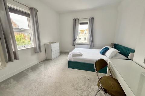 3 bedroom flat for sale, Sackville Road, Bexhill on Sea TN39