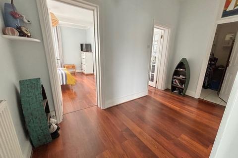 2 bedroom flat for sale,  53 Marina, Bexhill on Sea TN40