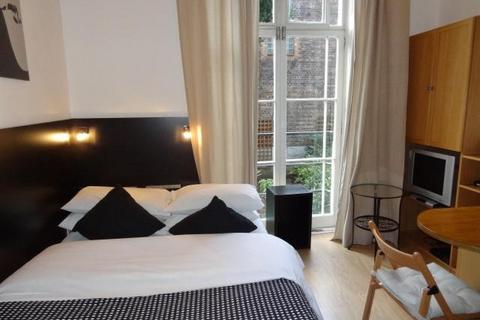 Studio to rent, 42-43 Cartwright Gardens, London, WC1H