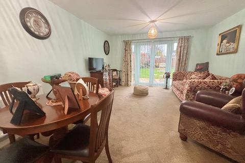 2 bedroom semi-detached house for sale, Levett Gardens, St Leonards on Sea TN38