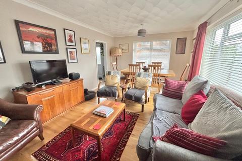 2 bedroom detached bungalow for sale, Whitehouse Avenue, Bexhill on Sea TN39
