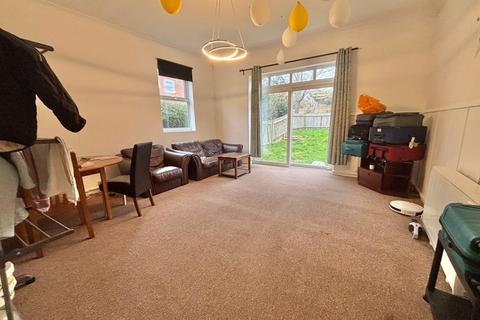 2 bedroom flat for sale, 17 Buckhurst Road, Bexhill on Sea TN40