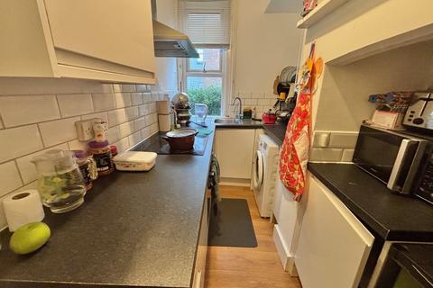 2 bedroom flat for sale, 17 Buckhurst Road, Bexhill on Sea TN40