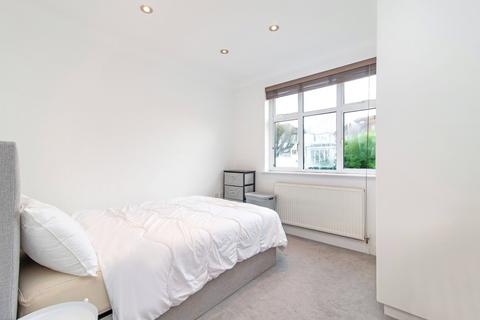 3 bedroom apartment for sale, Monkville Avenue, Temple Fortune, NW11