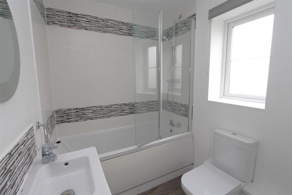 Bathroom.JPG
