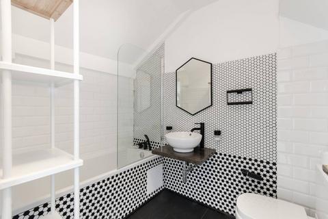 1 bedroom flat for sale, Randolph Avenue, Maida Vale, London, W9