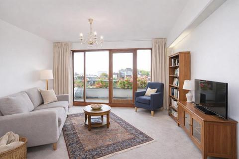 1 bedroom apartment to rent, St. Georges Fields, London W2