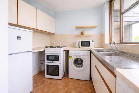 1 bedroom apartment to rent, St. Georges Fields, London W2