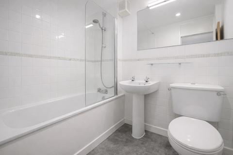 1 bedroom apartment to rent, St. Georges Fields, London W2