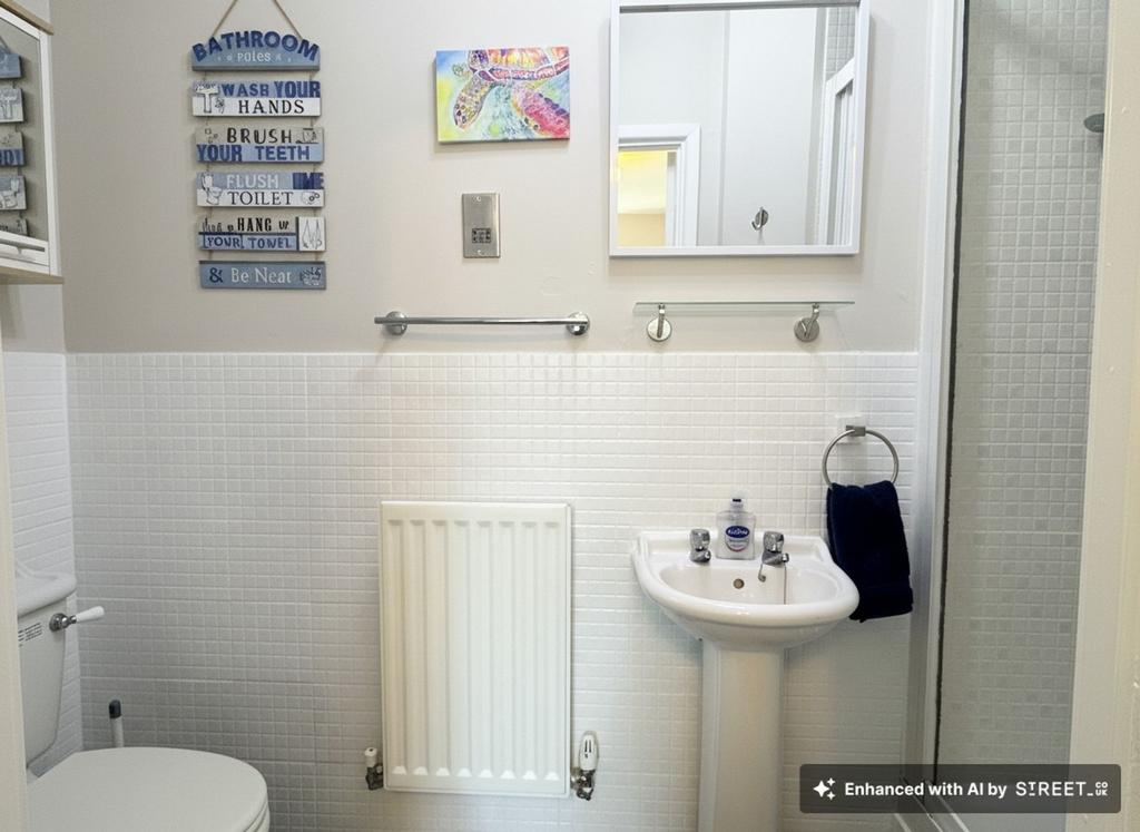 En-suite shower