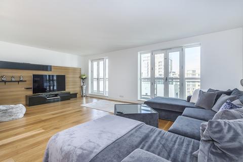3 bedroom penthouse to rent, Hanover House, E14