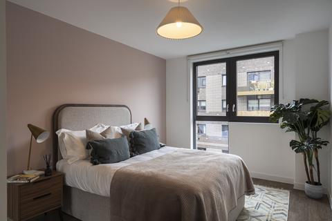 2 bedroom apartment to rent, Flat D705, 2 Vanguard Way London E17 6DL