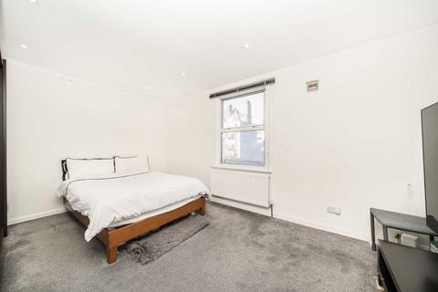 1 bedroom flat to rent, New Park Road, London SW2