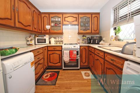 3 bedroom semi-detached house for sale, Mary Rose Avenue, Wootton Bridge, Ryde, Isle Of Wight